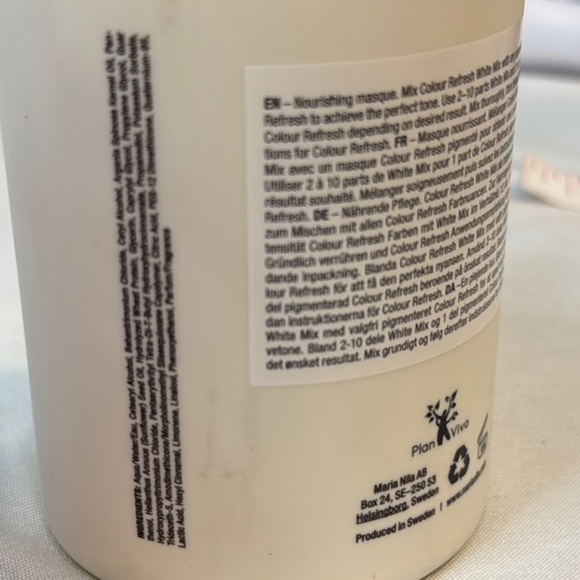 Maria Nila Stockholm, Vivid Violet & White Mix Color Refresh Hair Care Set, USED - Picture 7 of 10